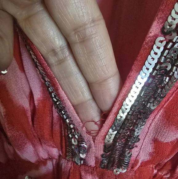 Red Tie-Dye Plunge Dress - Picture 5 of 8